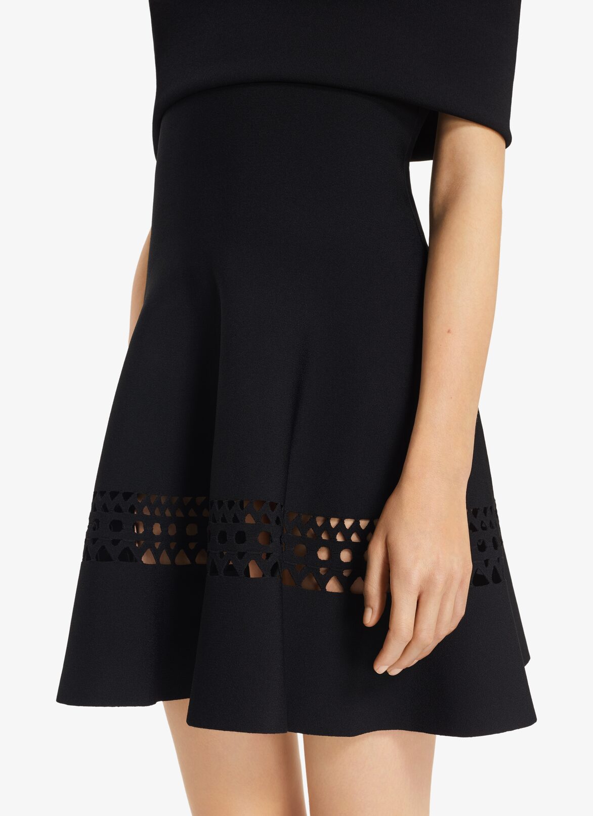 Off-shoulder "Vienne" Dress ALAÏA BLACK OFF-SHOULDER "VIENNE" DRESS